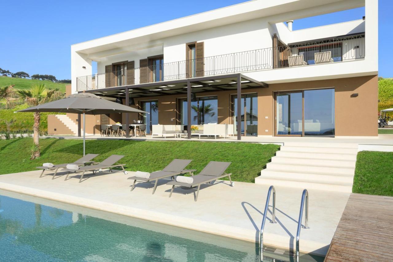 Rocco Forte Private Villas شاكا المظهر الخارجي الصورة